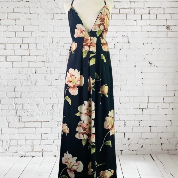 Black Floral Maxi Dress Large - Picture 2 of 9